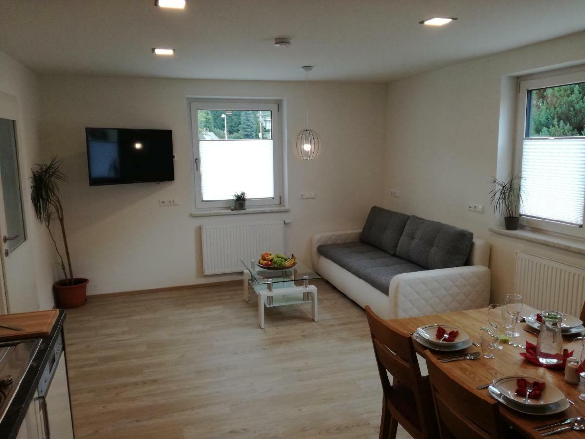 Zur Wagnerei Apartment ไอค์ ภายนอก รูปภาพ