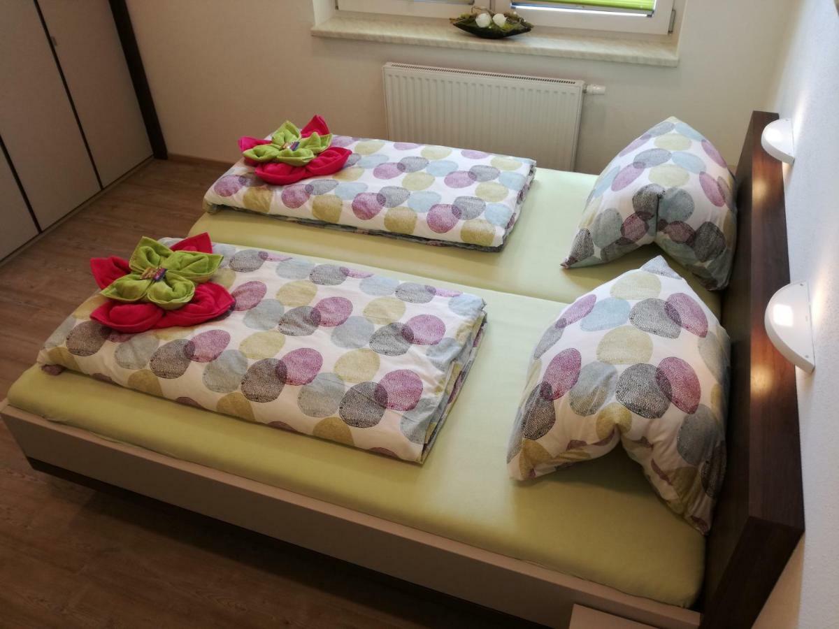 Zur Wagnerei Apartment ไอค์ ภายนอก รูปภาพ